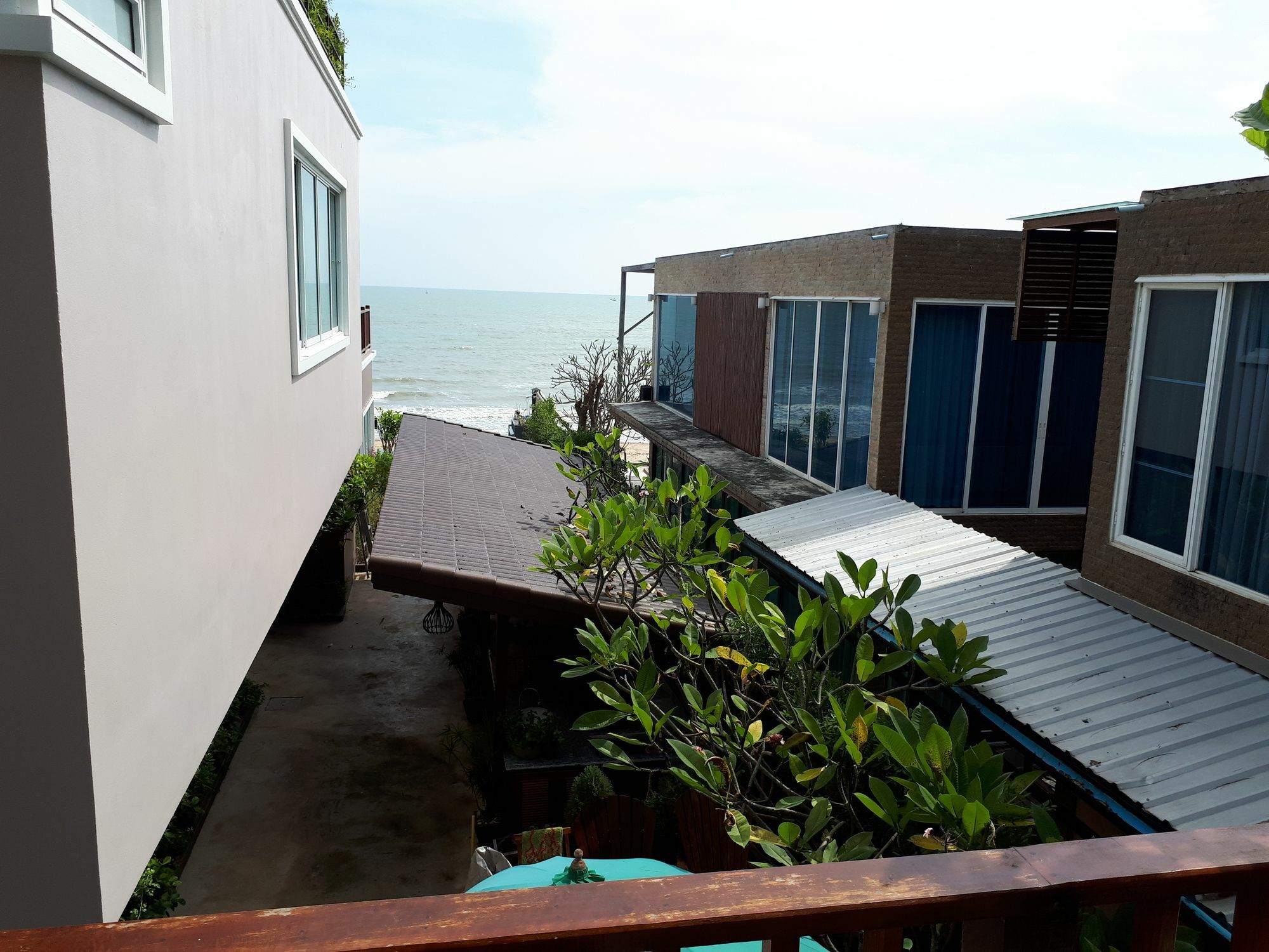 Angel By The Sea Resort Pran Buri Extérieur photo